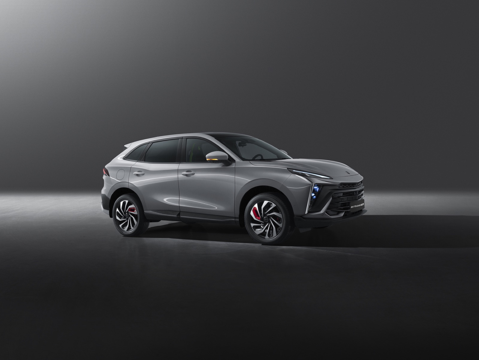 Forthing T5 EVO, fotografija 2